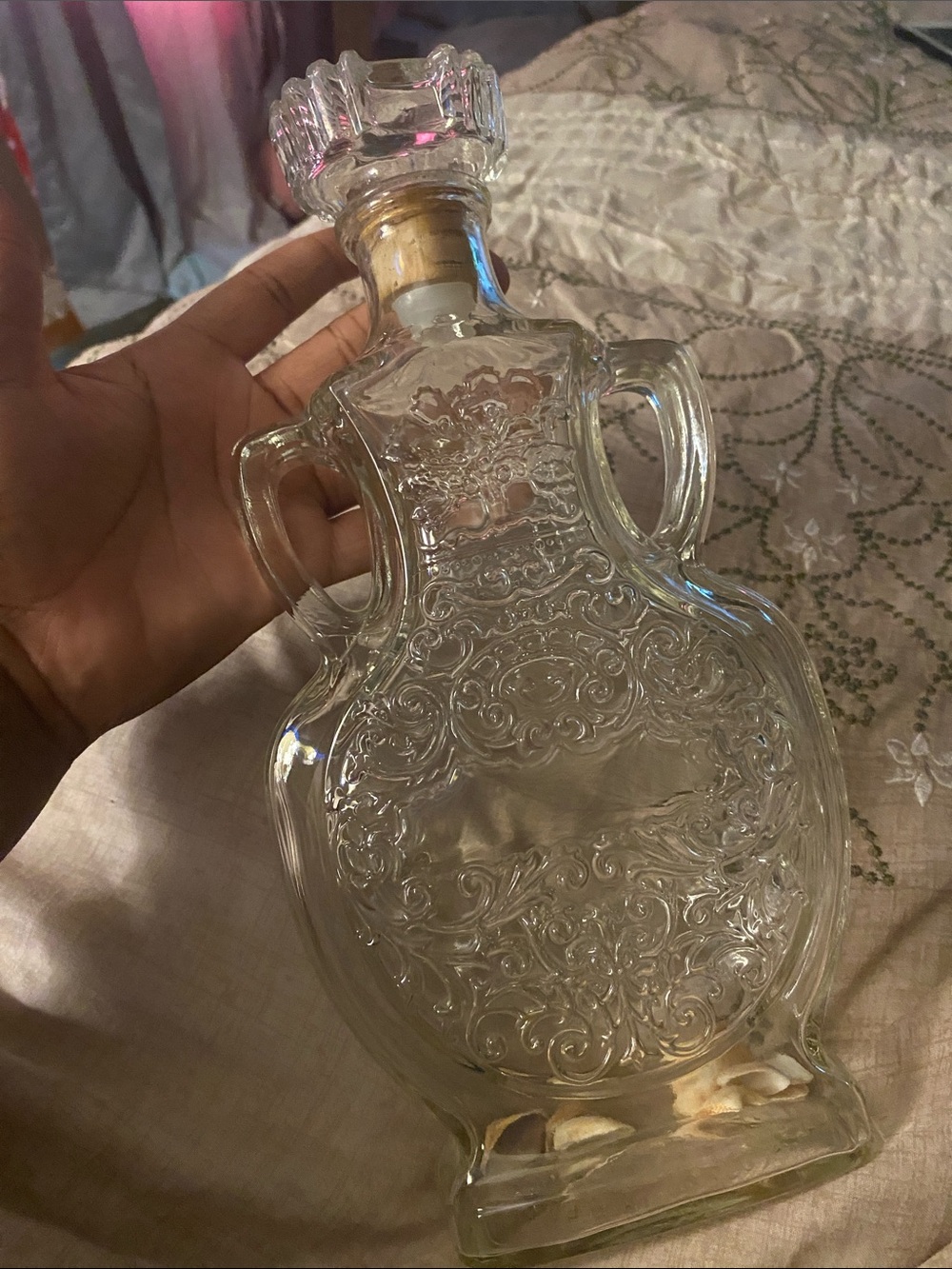Embossed Clear Glass Decanter with Cork Stopper